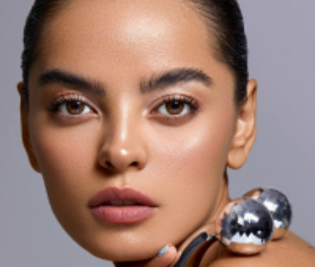 How to Manage Oily Skin and Hair: The Best Products and Tips